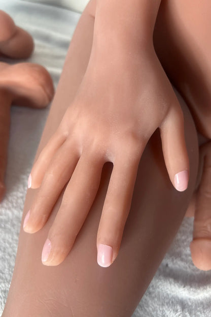 Poupée sexuelle transgenre Violet Futa – 158 cm | TopLoveDoll